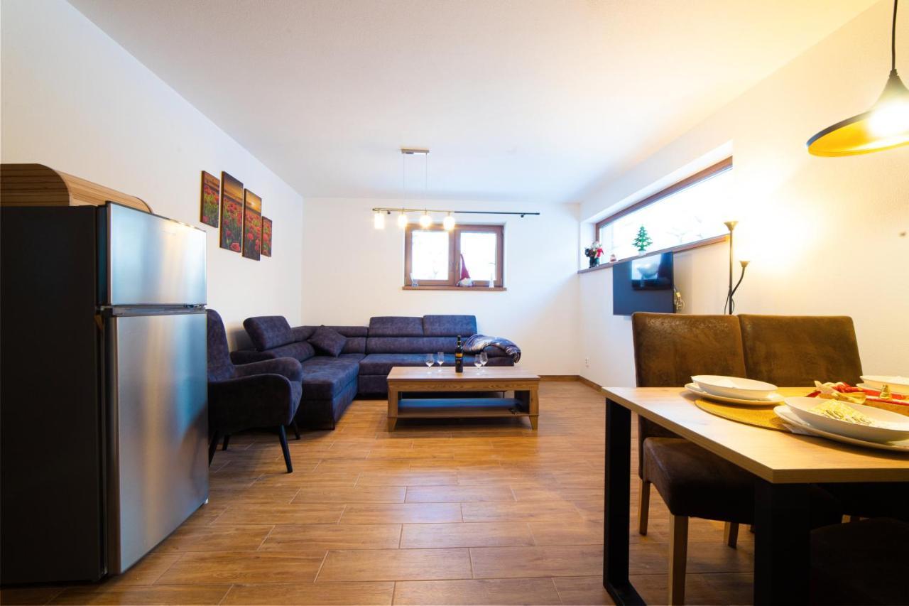Villa Pod Hviezdami Jasna เดมานอฟสกา โดลินา ภายนอก รูปภาพ